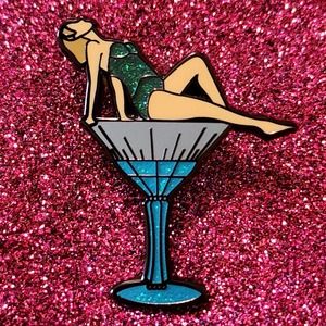 Taylor Swift In A Martini Glass Bejeweled Video Midnights Hard Enamel Pin